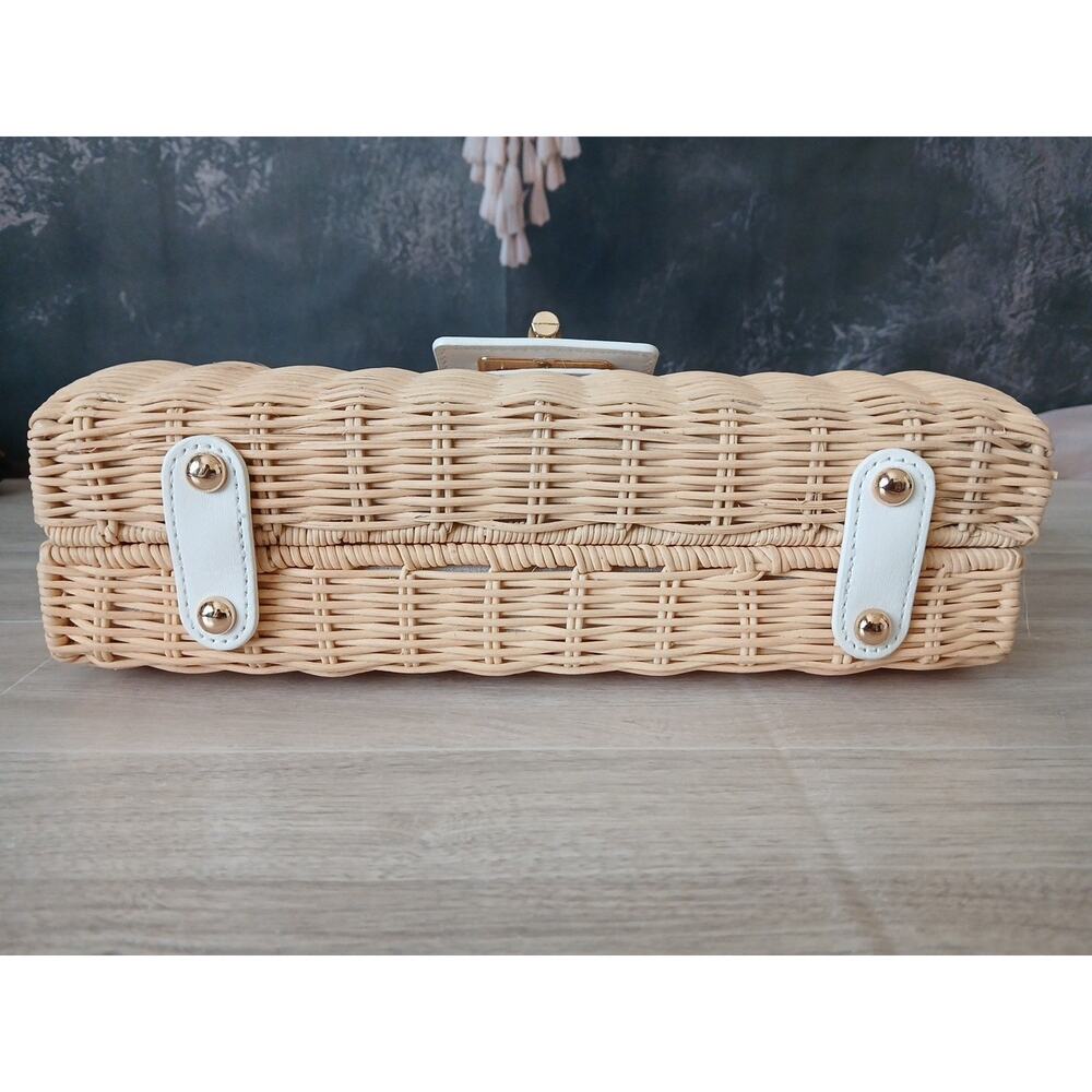 Tommy Bahama Woven Wicker Purse Clutch Bag New With Tags Turnlock Tan Cream - Picture 10 of 15